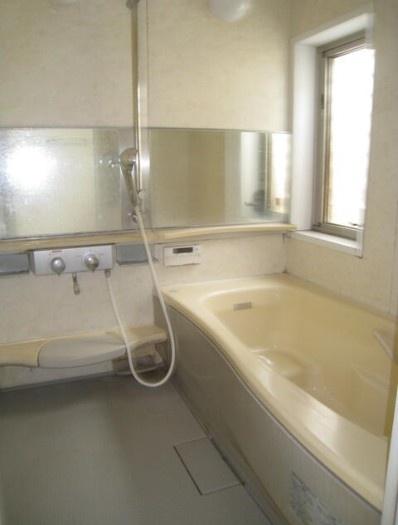 �_�ސ쌧���s������׎R7���ڂ̒��È�ˌ��Ă̗���