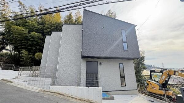 �_�ސ쌧���l�s�˒ˋ扺�q�c���̐V�z��ˌ��Ă̌��n�O�ώʐ^