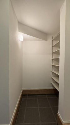 �_�ސ쌧���l�s�˒ˋ扺�q�c���̐V�z��ˌ��Ă̎��[