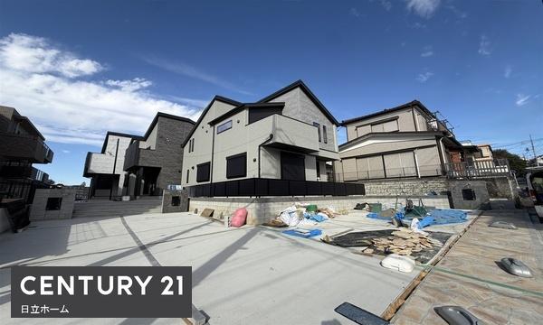 �_�ސ쌧���l�s�`�������R1���ڂ̐V�z��ˌ��Ă̑O�ʓ��H�܂ތ��n�ʐ^