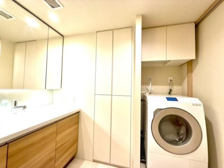 �����s���c�s�ߊ�3���ڂ̒��Ã}���V�����̐��ʑ�E���ʏ�