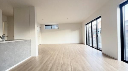 �_�ސ쌧���l�s���J�拴��3���ڂ̐V�z��ˌ��Ẵ��r���O