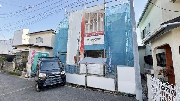 �_�ސ쌧���l�s�˒ˋ�[�J���̐V�z��ˌ��Ă̑O�ʓ��H�܂ތ��n�ʐ^