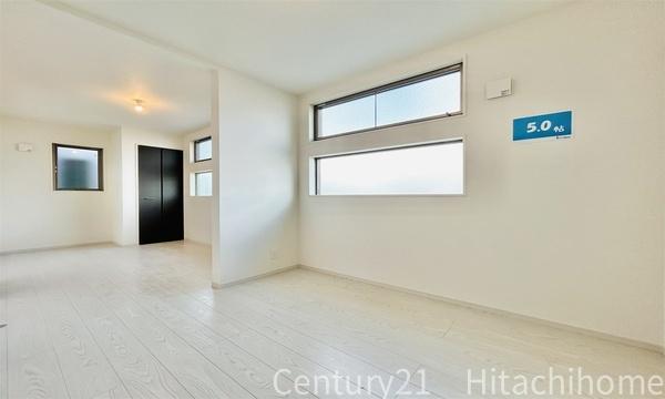 �_�ސ쌧���s�{�O�攒����1���ڂ̐V�z��ˌ��Ă̎q������