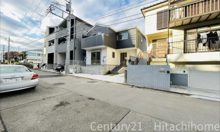 �_�ސ쌧���s�{�O�攒����1���ڂ̐V�z��ˌ��Ă̑O�ʓ��H�܂ތ��n�ʐ^