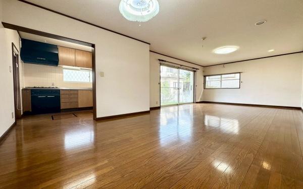 �_�ސ쌧���l�s�ߌ����̋{1���ڂ̒��È�ˌ��Ẵ��r���O