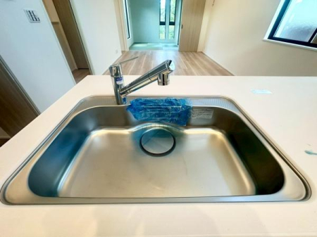 �����s���c�s�ߐ�4���ڂ̒��È�ˌ��ẴL�b�`��