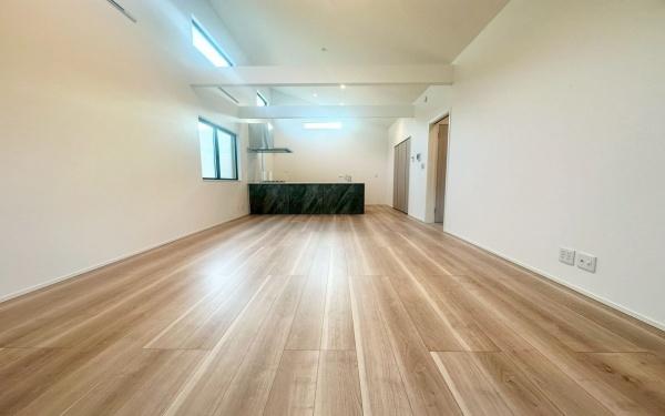 �����s���c�s�ߐ�4���ڂ̒��È�ˌ��Ẵ��r���O