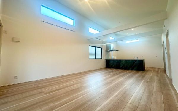 �����s���c�s�ߐ�4���ڂ̒��È�ˌ��Ẵ��r���O