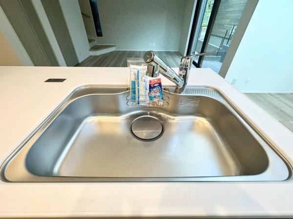 �����s���c�s�ߐ�4���ڂ̒��È�ˌ��ẴL�b�`��