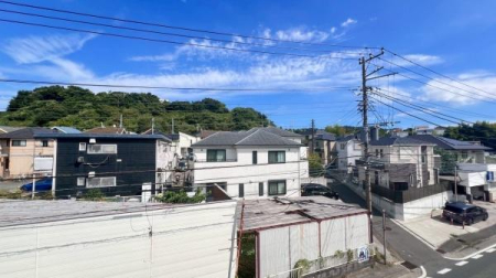 �_�ސ쌧���l�s�h��㋽���̐V�z��ˌ��Ă̏Z�˂���̒��]�ʐ^