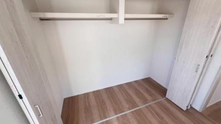 �_�ސ쌧���l�s�h��㋽���̐V�z��ˌ��Ă̎��[