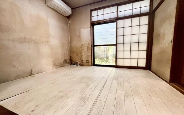 �_�ސ쌧���l�s���搼�˕���1���ڂ̒��È�ˌ��Ẵ��r���O