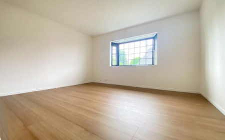 �_�ސ쌧���s�����扤�T����2���ڂ̒��È�ˌ��Ă̎q������