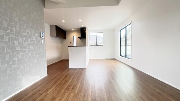 �_�ސ쌧���l�s����折���J��2���ڂ̐V�z��ˌ��Ẵ��r���O