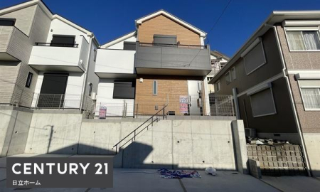 �_�ސ쌧���l�s�s�}���a���̐V�z��ˌ��Ă̑O�ʓ��H�܂ތ��n�ʐ^