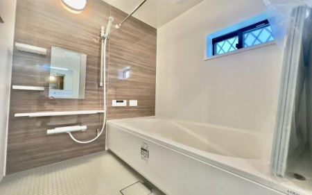 �_�ސ쌧���l�s�t��V�ΐ�4���ڂ̐V�z��ˌ��Ă̗���