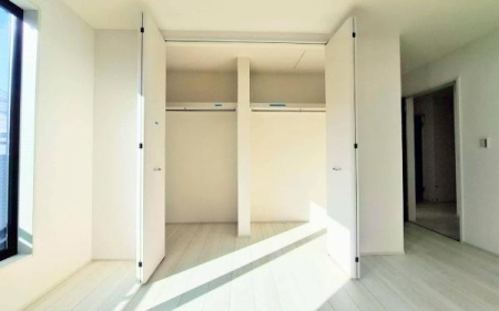 �_�ސ쌧���l�s���ʏ�6���ڂ̐V�z��ˌ��Ă̎��[