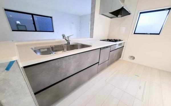 �_�ސ쌧���l�s���ʏ�6���ڂ̐V�z��ˌ��ẴL�b�`��