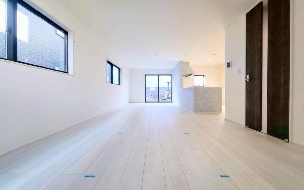 �_�ސ쌧���l�s���ʏ�6���ڂ̐V�z��ˌ��Ẵ��r���O