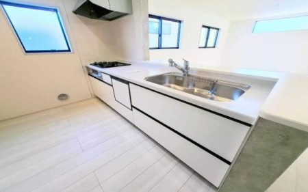 �_�ސ쌧���l�s���ʏ�6���ڂ̐V�z��ˌ��ẴL�b�`��