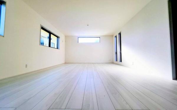 �_�ސ쌧���l�s���ʏ�6���ڂ̐V�z��ˌ��Ẵ��r���O