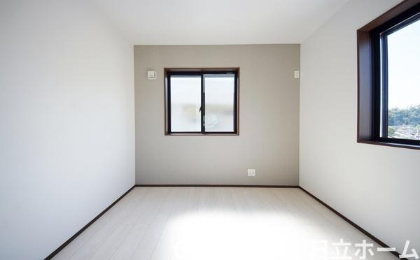 �_�ސ쌧���l�s�˒ˋ�˒˒��̐V�z��ˌ��Ă̎q������