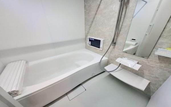 �_�ސ쌧���l�s���撆����2���ڂ̐V�z��ˌ��Ă̗���