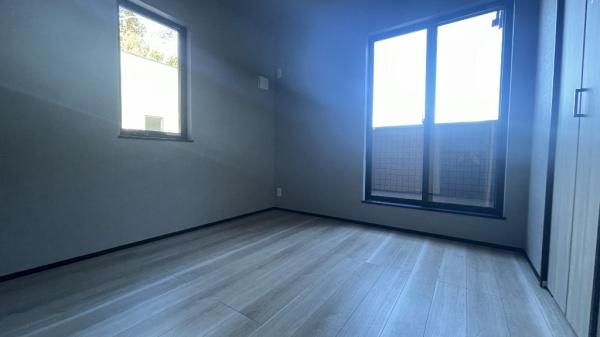 �_�ސ쌧���l�s���V�����̐V�z��ˌ��Ă̗m��