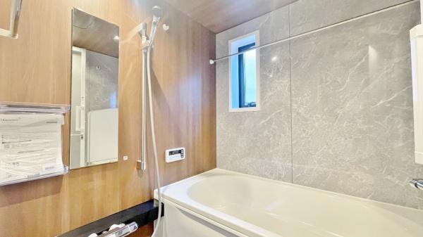 �_�ސ쌧���l�s���V�����̐V�z��ˌ��Ă̗���