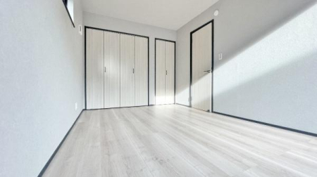 �_�ސ쌧���l�s���V�����̐V�z��ˌ��Ă̗m��