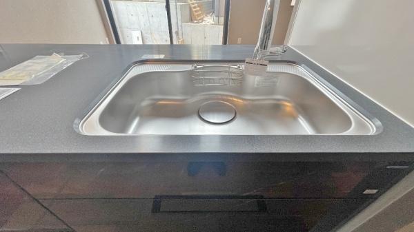 �_�ސ쌧���l�s���V�����̐V�z��ˌ��ẴL�b�`��