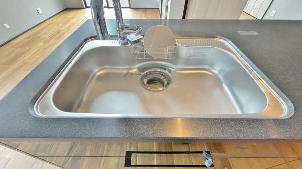 �_�ސ쌧���l�s���V�����̐V�z��ˌ��ẴL�b�`��