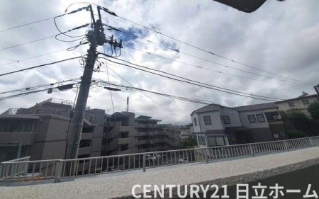 �_�ސ쌧���l�s�`���`��1���ڂ̒��Ã}���V�����̏Z�˂���̒��]�ʐ^