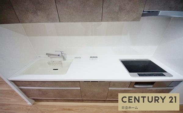 �_�ސ쌧���l�s�˒ˋ�i�Z���̒��Ã}���V�����̃L�b�`��