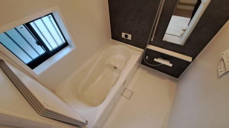 �_�ސ쌧���s���擡��4���ڂ̐V�z��ˌ��Ă̗���