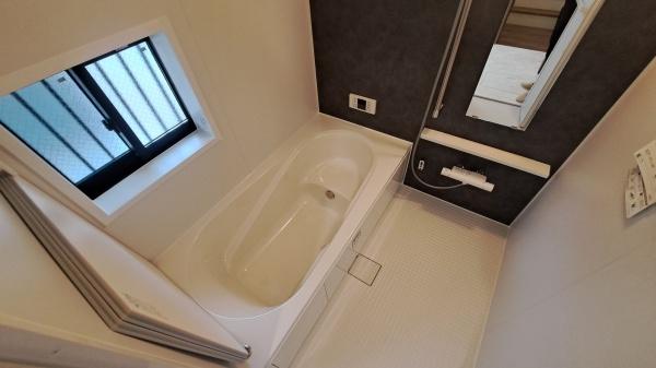 �_�ސ쌧���s���擡��4���ڂ̐V�z��ˌ��Ă̗���