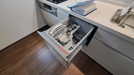 �_�ސ쌧���s���擡��4���ڂ̐V�z��ˌ��ẴL�b�`��