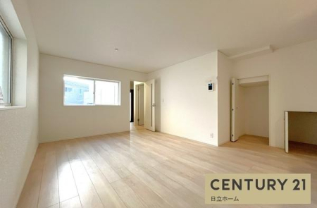 �_�ސ쌧���l�s��q���q8���ڂ̐V�z��ˌ��Ẵ��r���O