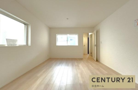 �_�ސ쌧���l�s��q���q8���ڂ̐V�z��ˌ��Ẵ��r���O