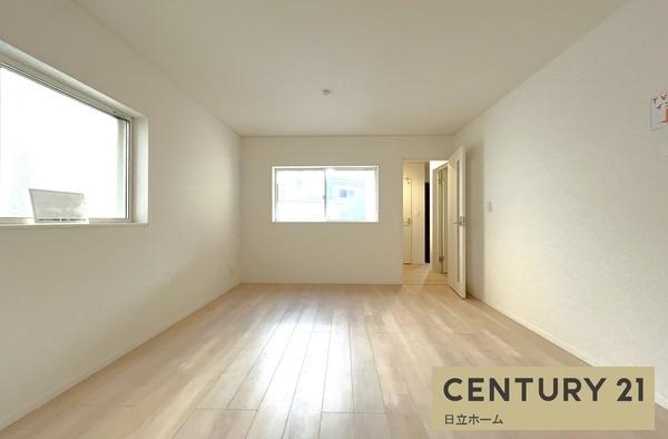 �_�ސ쌧���l�s��q���q8���ڂ̐V�z��ˌ��Ẵ��r���O