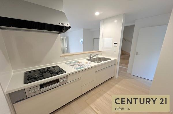 �_�ސ쌧���l�s��q���q8���ڂ̐V�z��ˌ��ẴL�b�`��