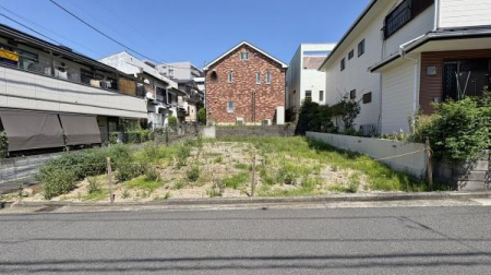 �_�ސ쌧���l�s�˒ˋ��q�c���̐V�z��ˌ��Ă̑O�ʓ��H�܂ތ��n�ʐ^