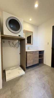 �_�ސ쌧���s������쐶�c6���ڂ̐V�z��ˌ��Ă̐��ʑ�E���ʏ�