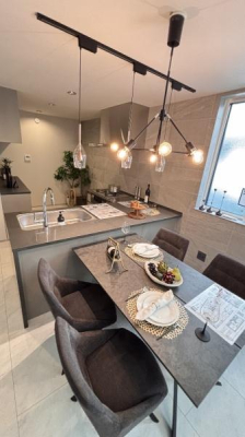 �_�ސ쌧���l�s�_�ސ��ؒ��̐V�z��ˌ��ẴL�b�`��