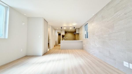 �_�ސ쌧���l�s�_�ސ��ؒ��̐V�z��ˌ��Ẵ��r���O