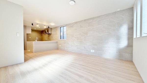 �_�ސ쌧���l�s�_�ސ��ؒ��̐V�z��ˌ��Ẵ��r���O