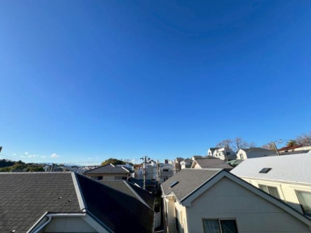 �_�ސ쌧���l�s�_�ސ��O�����̐V�z��ˌ��Ă̏Z�˂���̒��]�ʐ^