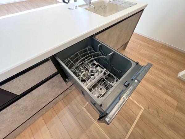 �_�ސ쌧���l�s�_�ސ��O�����̐V�z��ˌ��ẴL�b�`��