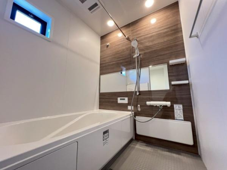 �_�ސ쌧���l�s�_�ސ��O�����̐V�z��ˌ��Ă̗���